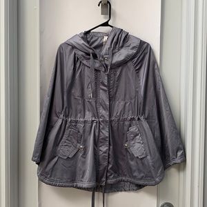 Lululemon Wanderful Rain Poncho Grey Medium